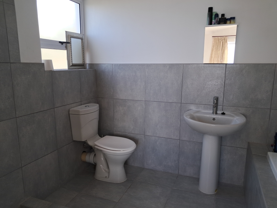 3 Bedroom Property for Sale in St Helena Views Western Cape